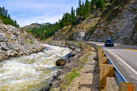 Take This Scenic Back Road In Idaho For An Adventure