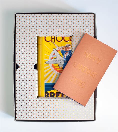 Xmas 2015 gift box and book-shaped tin box on Behance
