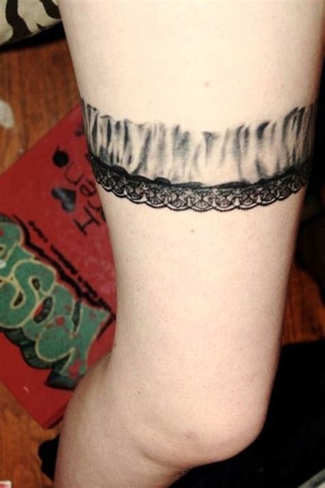 30 Garter Belt Tattoo Art Examples