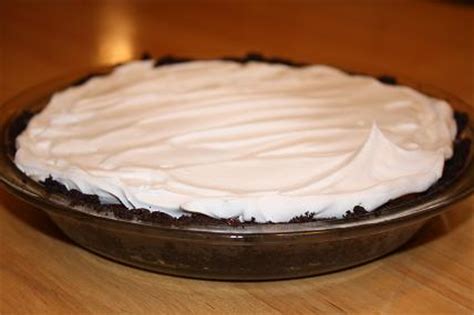 Birthday cake pie with chocolate mousse. Pie Making Series Part II: Double Chocolate Mousse Pie