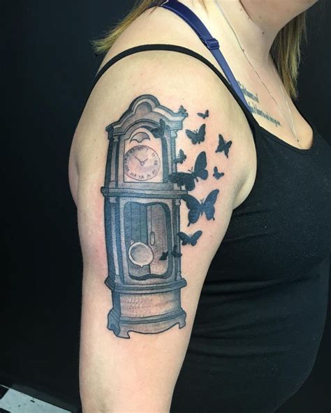 30 Pretty Grandfather Clock Tattoos For Inspiration Style Vp