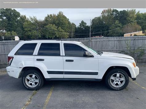 He met me as soon as i got out of my car, signed me in, and went over my service needs. 2005 JEEP GRAND CHEROKEE LAR/COL/FR for sale in Rock Hill