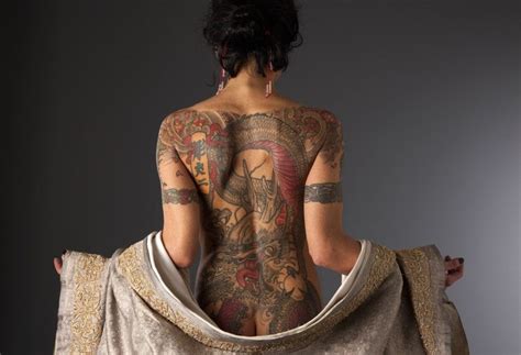 33 Yakuza Dragon Tattoo Background
