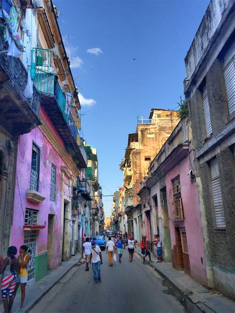 Pin By Weekend Trip Society On Cuba Cuba Old Havana Street View