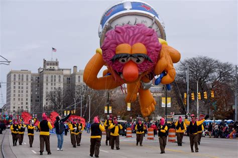 No crowds allowed for Detroit's Thanksgiving Parade - mlive.com