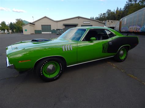 Ultimate guide to american v8 engines : SEMA 2016 MOPAR SHOW CAR 392 Crate Hemi Pilot Car ...