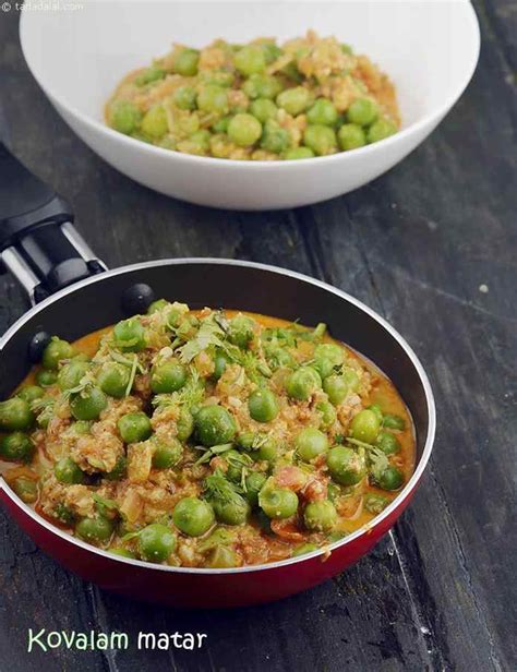 Kovalam Matar Green Peas Cooked With Cashewnut And Coconut Paste