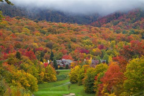 Take This Gorgeous Fall Foliage Road Trip To See Vermont Like Never