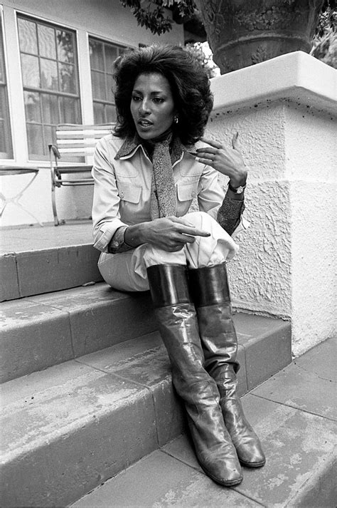 pam grier 1976 jackie brown r oldschoolcool