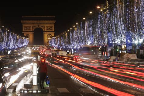 Christmas In Paris The City Of Lights
