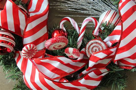 Pintest Christmas Candy Cane Wreath