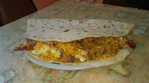 Only 5 People Have Ever Finished This Nearly 4 Pound South Texas Taco