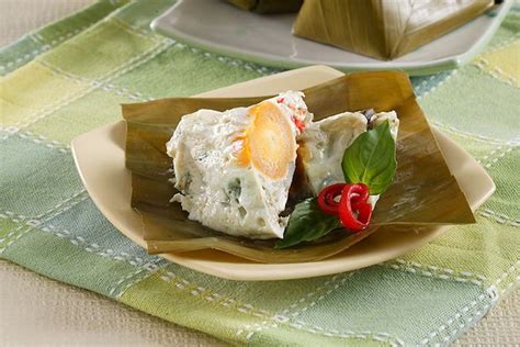 Maybe you would like to learn more about one of these? Resep Botok Telur Asin Santan / Resep Bikin Botok Tahu ...