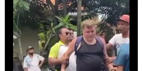 Viral Aksi Arogan Bule Di Bali Tabrak Pengendara Dan Pukul Warga
