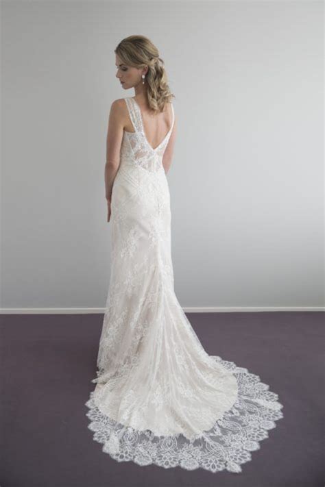 Prom queens don't need prom kings. Vinka Design Chantilly Lace Sheath Gown - Hand-Made Bridal ...