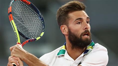 On the contrary, benoit is also supportive of his girlfriend's singing career as he often tweets her latest hits. Benoît Paire éliminé par Pablo Cuevas au 3e tour - Eurosport