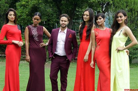 New Delhi 2017 Calendar Models Social News Xyz