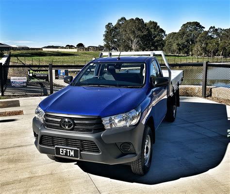 Review Toyota Hilux Workmate Single Cab 4x4 Eftm
