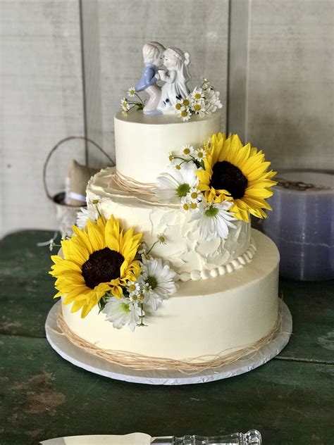 Rustic Wedding Cakes With Sunflowers A Sweet And Cheerful Combination