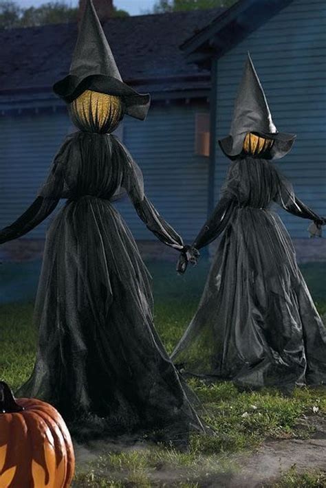 30 Cool And Scary Outdoor Halloween Decor Diy Ideas Page 31 Of 31