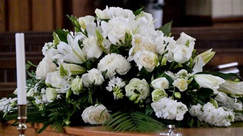 Funeral Flower Guide Choosing Funeral Flowers Bouqs Blog