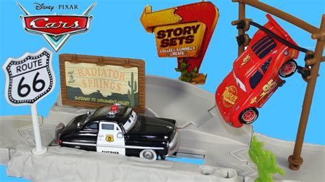 Disney Cars Story Sets Highway Hideout Sheriff Chases Lightning Mcqueen