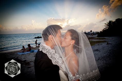 Smathers Beach Key West A Great Place To Get Married By Southernmost Weddings All Kinds