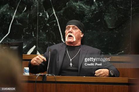 Hulk Hogan Trial Photos And Premium High Res Pictures Getty Images