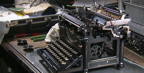 Watch Cbs Evening News Typewriters Make Comeback During Pandemic Full Show On Paramount Plus