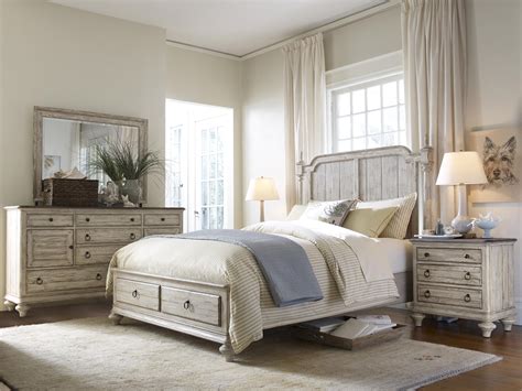 Kincaid Furniture Weatherford Westland Queen Bed Package With Storage
