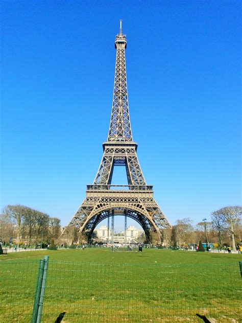 France Paris The Eiffel Tower Vagabundler