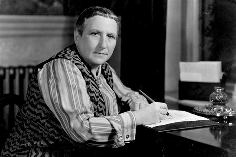 American Writers In Paris Gertrude Stein And Ernest Hemingway