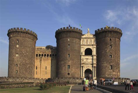 The Top Historic Attractions In Naples