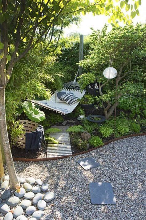 10 Easy And Effective Ways To Create A Relaxing Garden Retreat