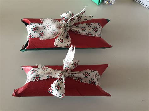 Luckily, there are plenty of. 16 Ideas for Wrapping Presents Without Wrapping Paper ...