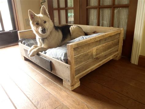 Diy Pallet Dog Bed Ideas Make At Home Pallets Platform