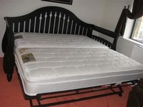 Although mattresses for sofa beds or daybed with pop up trundle are always a twin size, there is a way to make the biggest bed. Daybed With Pop Trundle | Shapeyourminds.com