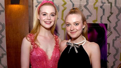 The Great Star Elle Fanning Shared 2 7m Home With Sister Dakota Details Hello