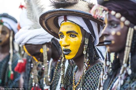 Egyptsearch Forums The Wodaabe Wife Stealing Festival And Their Polyandrous Wives