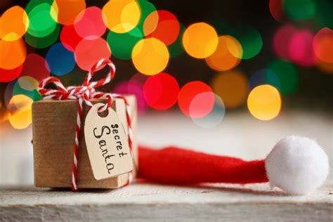 Buying The Perfect Secret Santa Present The Dos And Donts