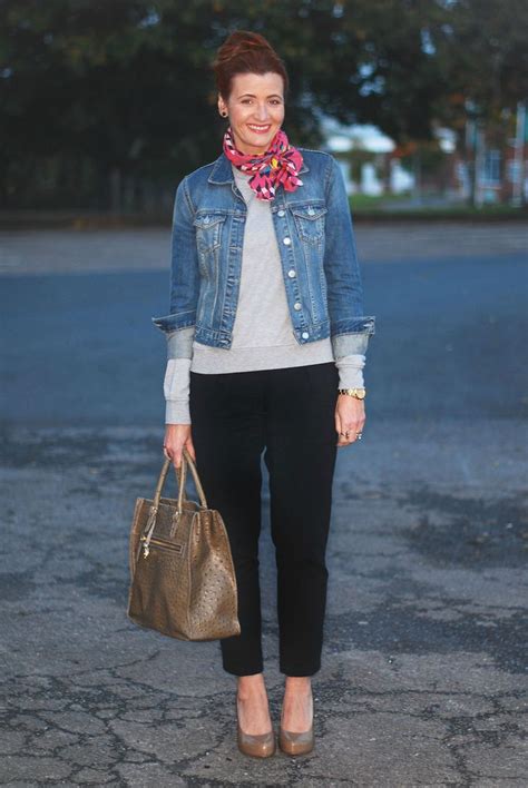 30 Fabulous Outfit Ideas For Women Over 40