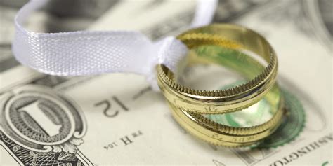 Https://tommynaija.com/wedding/how Much Money For A Wedding Ring