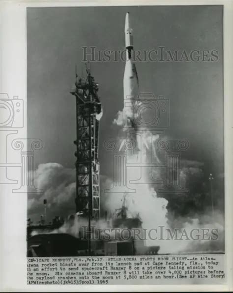 1965 Press Photo Atlas Agena Rocket Launching Ranger 8 Spacecraft Cape