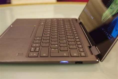 Lenovo Yoga 720 Review Hands On With The 4k Gtx Powered 2 In 1 Laptop