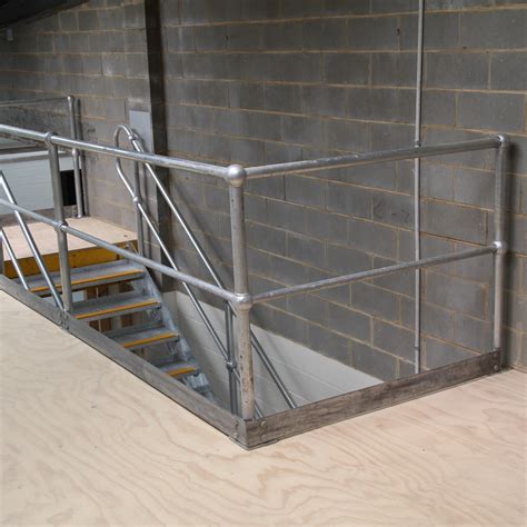 Prefabricated Metal Stairs Customizable Steel Stairca