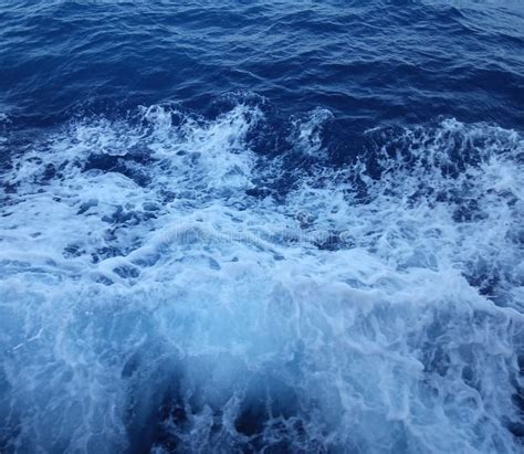 Sea Waves In Ocean At Havelock Island Stock Photo Image Of Water