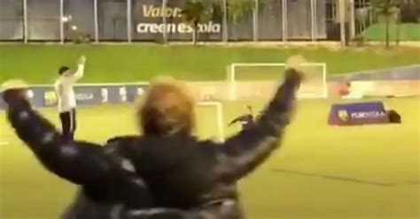 Shakiras Brilliant Soccer Mom Reaction After Gerard Piques Son
