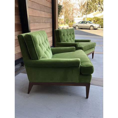 Mid Century Green Velvet Lounge Chairs A Pair Chairish Velvet