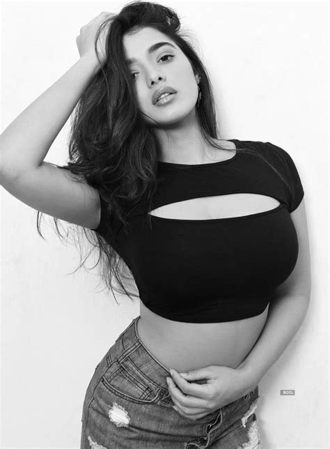 Romantic Actress Ketika Sharma S Stunning Pictures Are A Rage On The