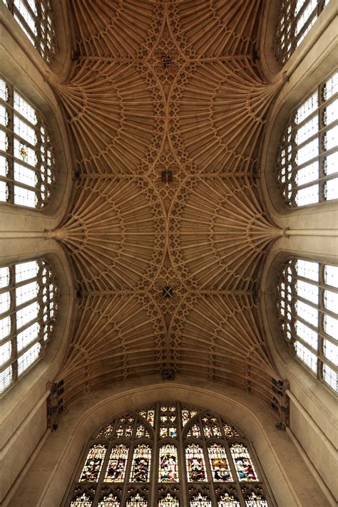 Bath Abbey Looking Up At The Fan Vaulting Of The Nave Ceil Flickr